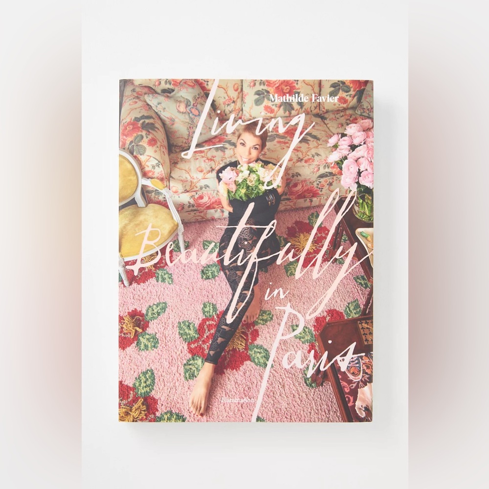 Anthropologie LIVING BEAUTIFULLY IN PARIS Style No.  90344250